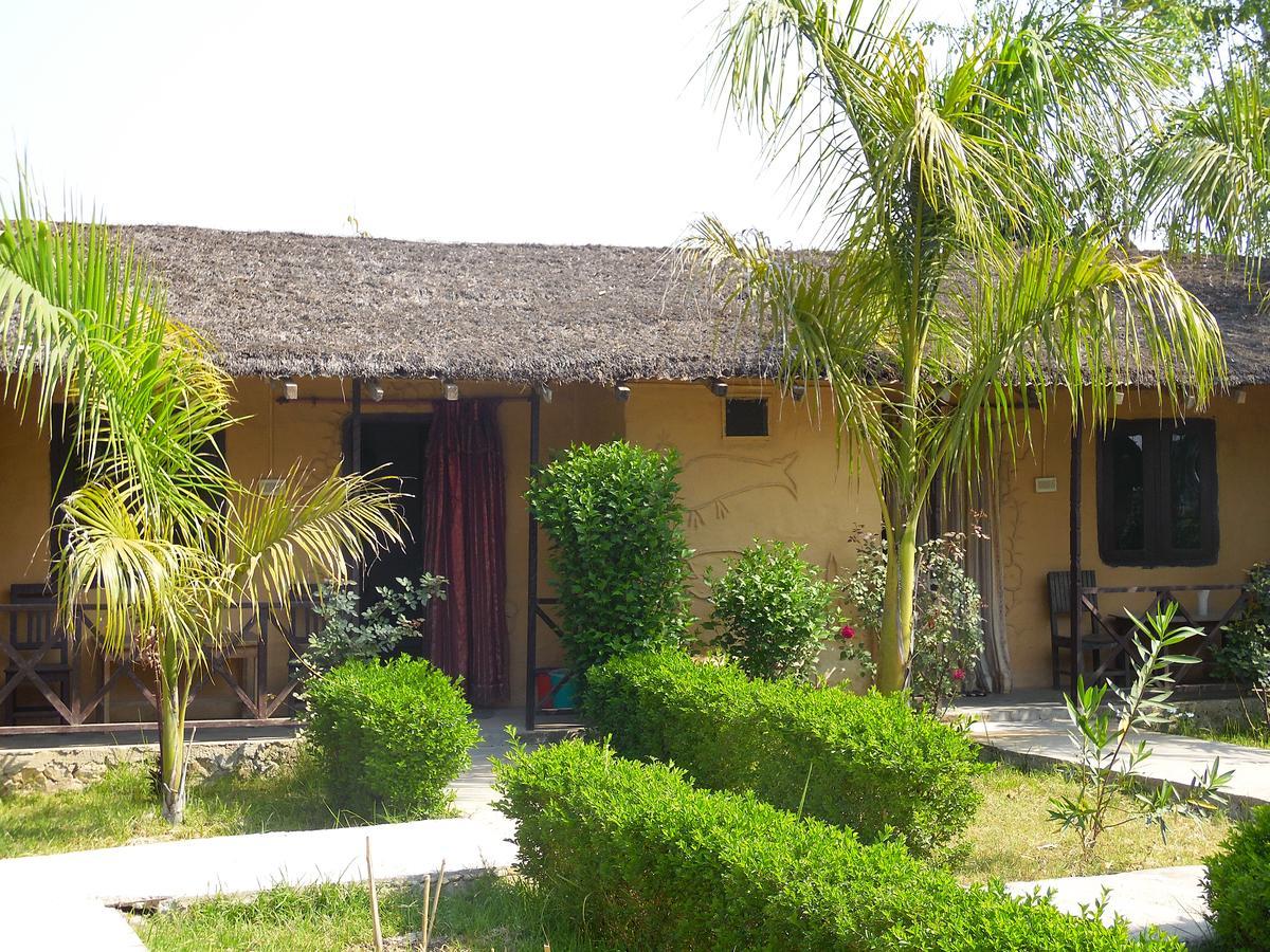 Bardia Kingfisher Resort Dhakela Exterior foto